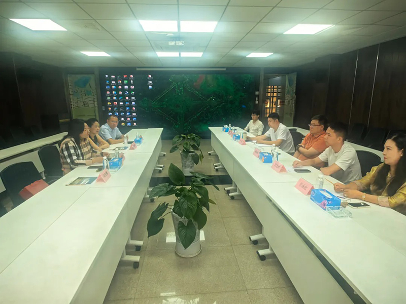 1756431577214720.jpg 01.jpg